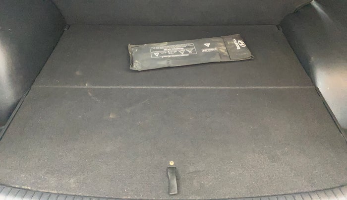 2018 Hyundai Creta E PLUS 1.6 PETROL, Petrol, Manual, 61,874 km, Boot Inside
