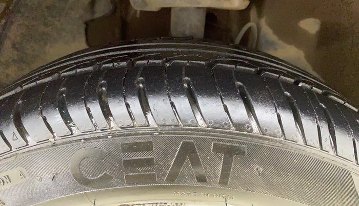 2017 Tata Tiago XZA PETROL, Petrol, Automatic, 37,379 km, Right Front Tyre Tread