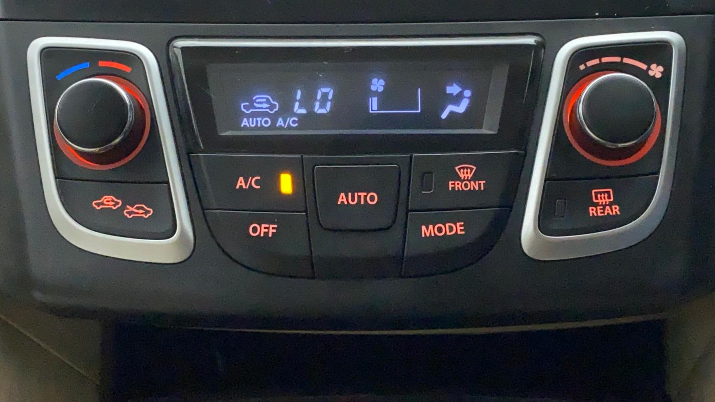 2015 Maruti Ciaz ZXI PLUS, Petrol, Manual, 89,926 km, Automatic Climate Control
