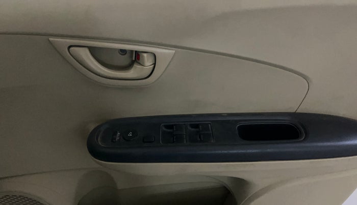 2018 Honda Amaze 1.2L I-VTEC S OPT, Petrol, Manual, 43,295 km, Driver Side Door Panels Control