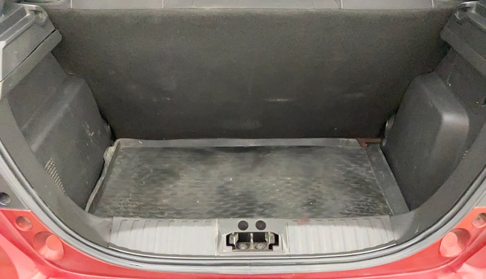 2019 Ford FREESTYLE AMBIENTE 1.5 DIESEL, Diesel, Manual, 55,165 km, Boot Inside