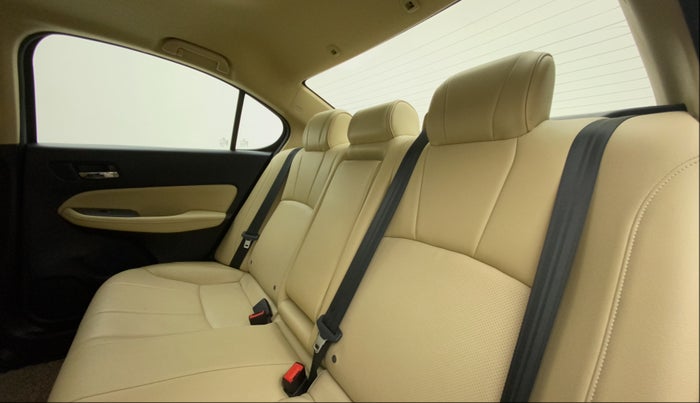 2021 Honda City 1.5L I-VTEC ZX, Petrol, Manual, 17,679 km, Right Side Rear Door Cabin