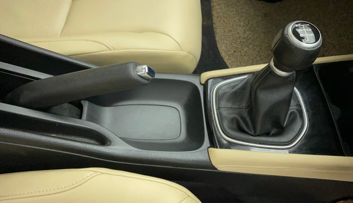 2021 Honda City 1.5L I-VTEC ZX, Petrol, Manual, 17,679 km, Gear Lever