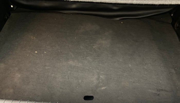 2018 Hyundai i20 Active 1.2 SX, Petrol, Manual, 32,892 km, Boot Inside