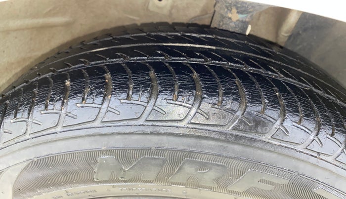 2019 Maruti New Wagon-R VXI 1.0, Petrol, Manual, 25,027 km, Right Front Tyre Tread