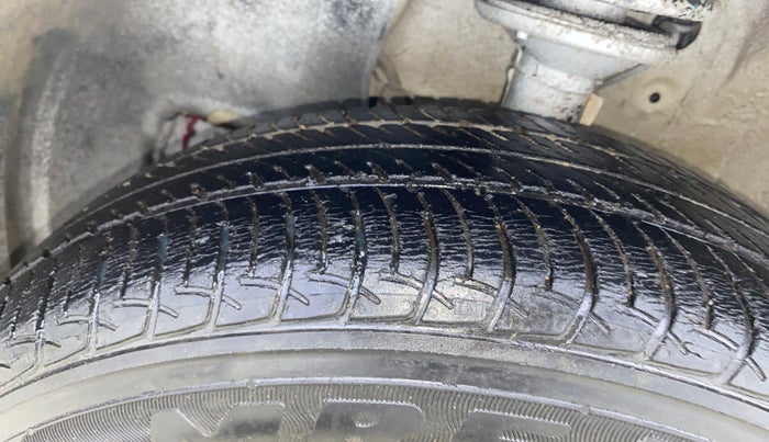 2019 Maruti New Wagon-R VXI 1.0, Petrol, Manual, 25,027 km, Left Front Tyre Tread