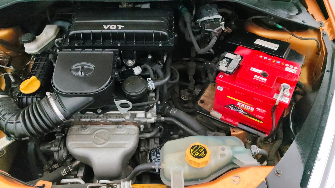 2017 Tata Tiago XZ PETROL, Petrol, Manual, 73,134 km, Engine View - Left