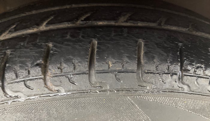 2018 Datsun Redi Go S 1.0, Petrol, Manual, 46,549 km, Right Front Tyre Tread