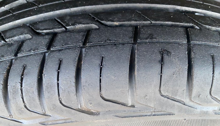 2023 Tata NEXON XMA PETROL, Petrol, Automatic, 36,202 km, Right Rear Tyre Tread