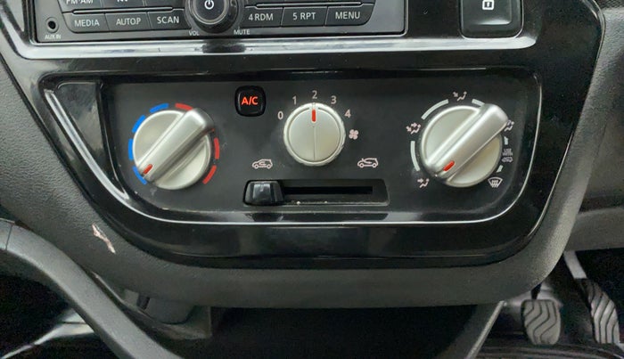 2018 Datsun Redi Go S 1.0 AMT, Petrol, Automatic, 37,399 km, Dashboard - Air Re-circulation knob is not working