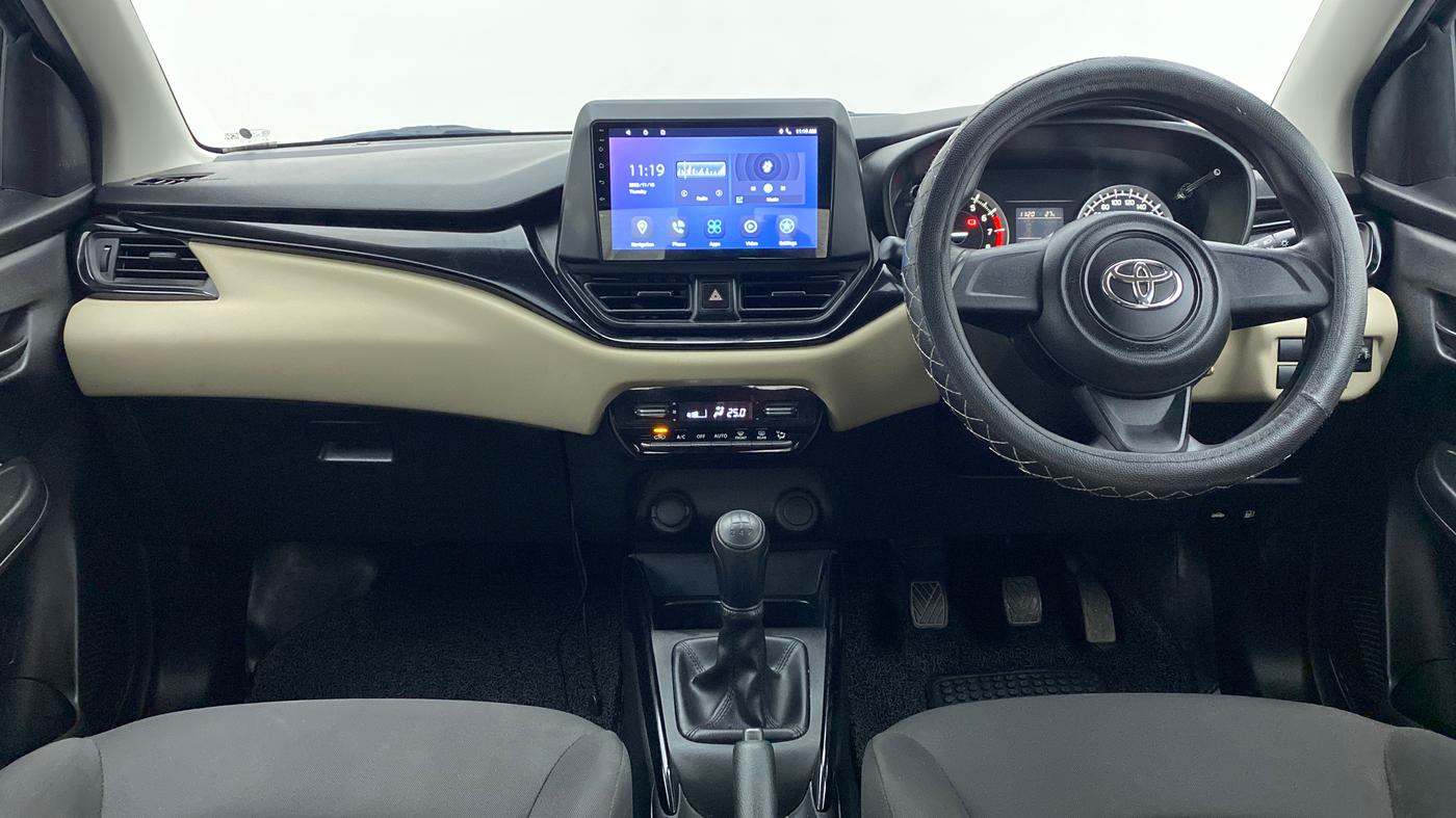 2022 Toyota Glanza E MT K1.2, Petrol, Manual, 11,796 km, Dashboard