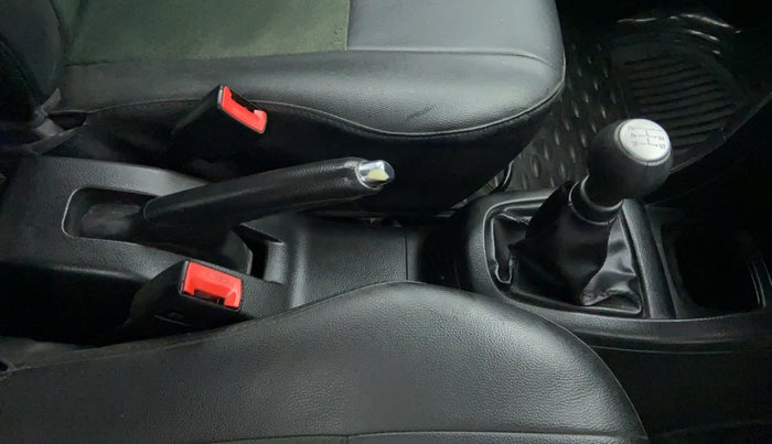 2013 Maruti Swift VDI, Diesel, Manual, 59,216 km, Gear Lever