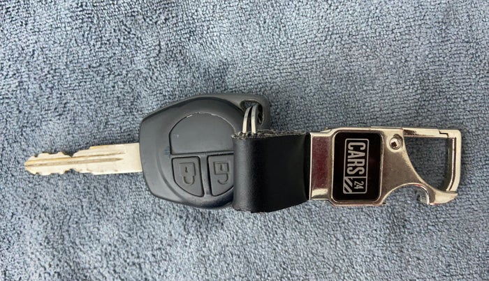 2013 Maruti Swift VDI, Diesel, Manual, 59,216 km, Key Close Up