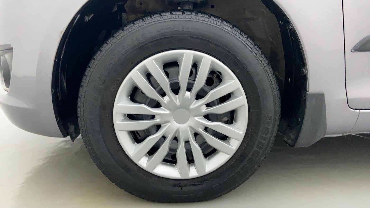 2013 Maruti Swift VDI, Diesel, Manual, 59,216 km, Left Front Wheel