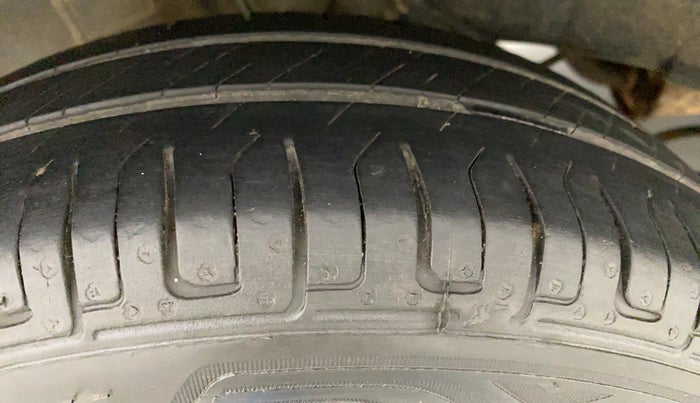 2018 Datsun Go T, Petrol, Manual, 32,301 km, Right Rear Tyre Tread