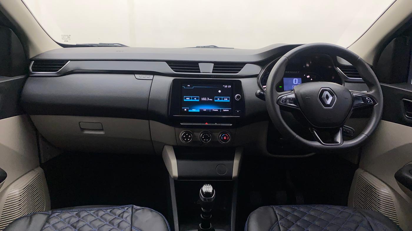 2022 Renault TRIBER RXT, Petrol, Manual, 47,586 km, Dashboard