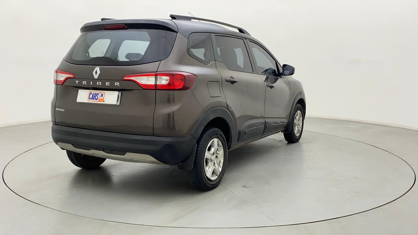 2022 Renault TRIBER RXT, Petrol, Manual, 47,586 km, Right Back Diagonal