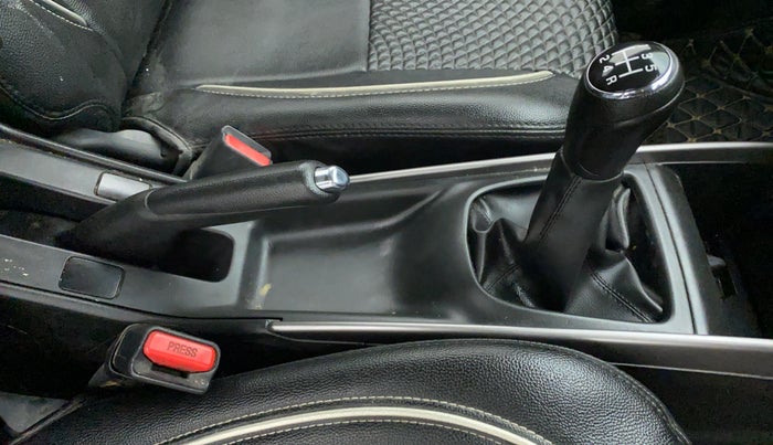 2019 Maruti Baleno DELTA PETROL 1.2, Petrol, Manual, 41,881 km, Gear Lever