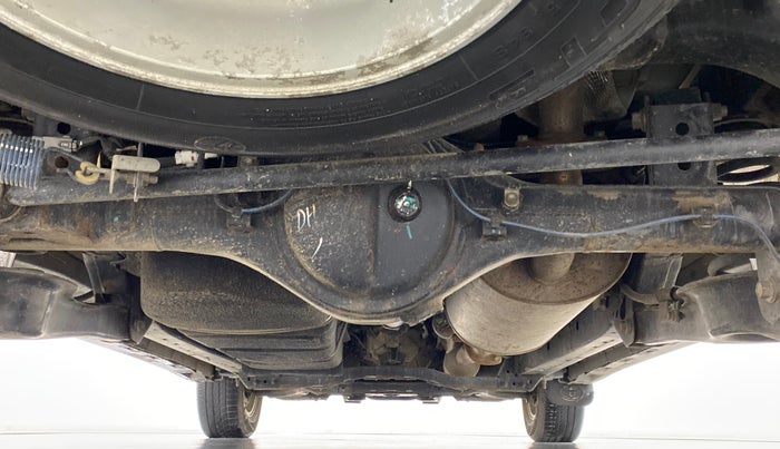 2014 Toyota Innova 2.5 VX 7 STR BS IV, Diesel, Manual, 73,493 km, Rear Underbody