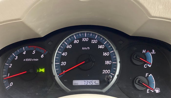 2014 Toyota Innova 2.5 VX 7 STR BS IV, Diesel, Manual, 73,493 km, Odometer Image