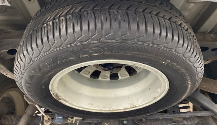 2014 Toyota Innova 2.5 VX 7 STR BS IV, Diesel, Manual, 73,493 km, Spare Tyre