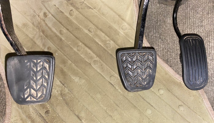 2014 Toyota Innova 2.5 VX 7 STR BS IV, Diesel, Manual, 73,493 km, Pedals