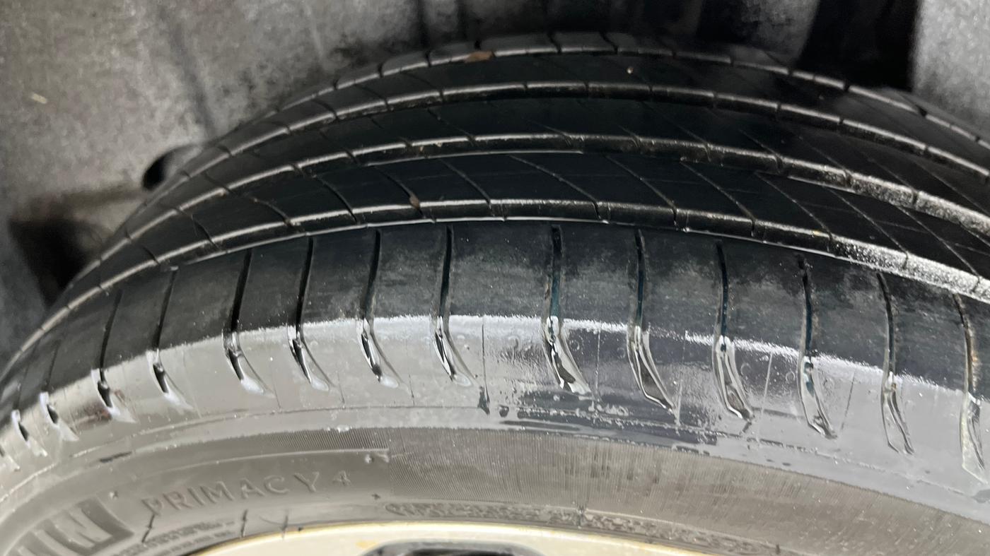 2022 Maruti Baleno ALPHA 1.2 AGS, Petrol, Automatic, 50,256 km, Left Rear Tyre Tread