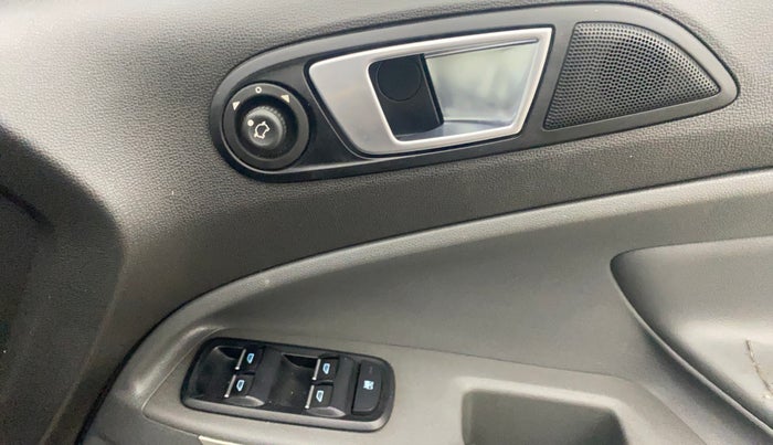 2016 Ford Ecosport TITANIUM+ 1.0L ECOBOOST, Petrol, Manual, 66,542 km, Driver Side Door Panels Control