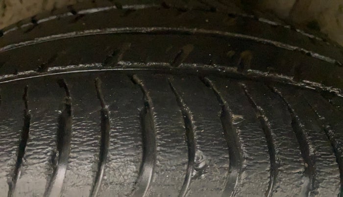 2016 Ford Ecosport TITANIUM+ 1.0L ECOBOOST, Petrol, Manual, 66,542 km, Left Rear Tyre Tread