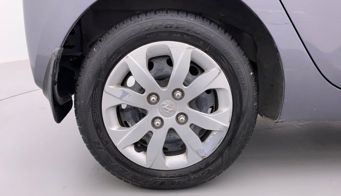 2017 Hyundai Eon MAGNA PLUS, Petrol, Manual, 46,362 km, Right Rear Wheel