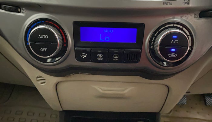 2014 Hyundai i20 SPORTZ 1.2, Petrol, Manual, 34,714 km, Automatic Climate Control