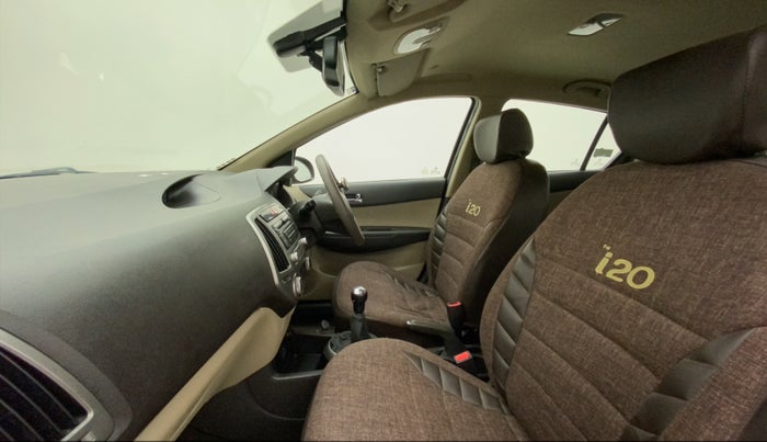 2014 Hyundai i20 SPORTZ 1.2, Petrol, Manual, 34,714 km, Right Side Front Door Cabin