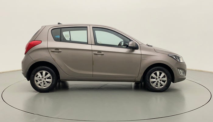 2014 Hyundai i20 SPORTZ 1.2, Petrol, Manual, 34,714 km, Right Side View