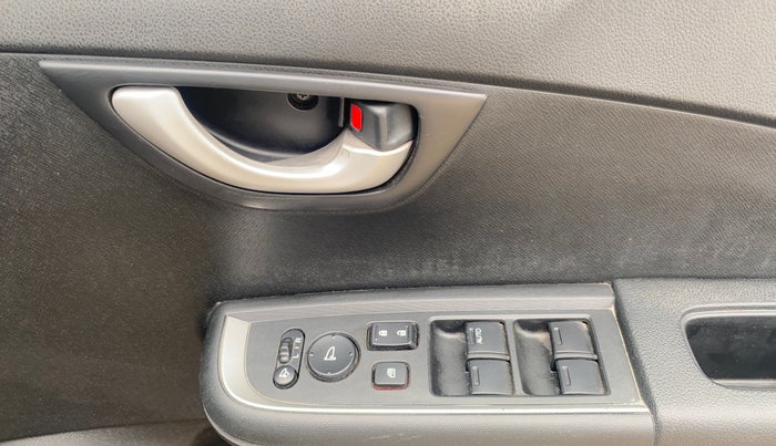 2017 Honda BR-V 1.5L I-VTEC V CVT, Petrol, Automatic, 37,632 km, Driver Side Door Panels Control