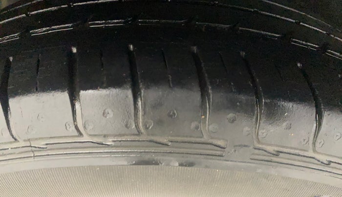 2017 Honda BR-V 1.5L I-VTEC V CVT, Petrol, Automatic, 37,632 km, Right Rear Tyre Tread