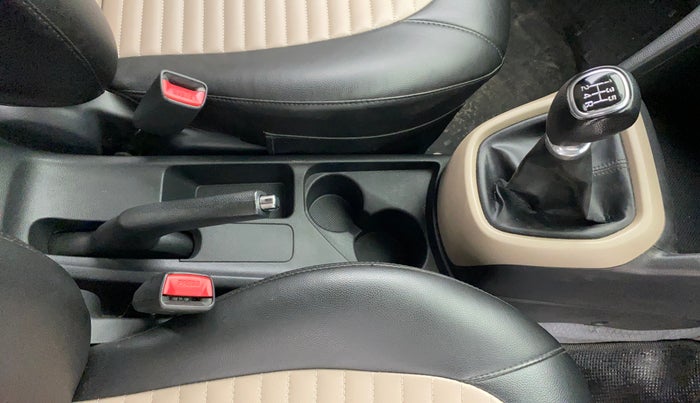 2016 Hyundai Grand i10 SPORTZ 1.2 KAPPA VTVT, Petrol, Manual, 81,209 km, Gear Lever