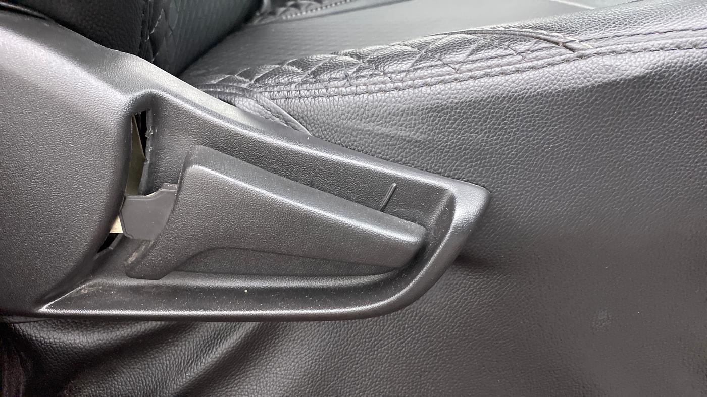 2022 Maruti S PRESSO VXI+, Petrol, Manual, 9,939 km, Driver Side Adjustment Panel