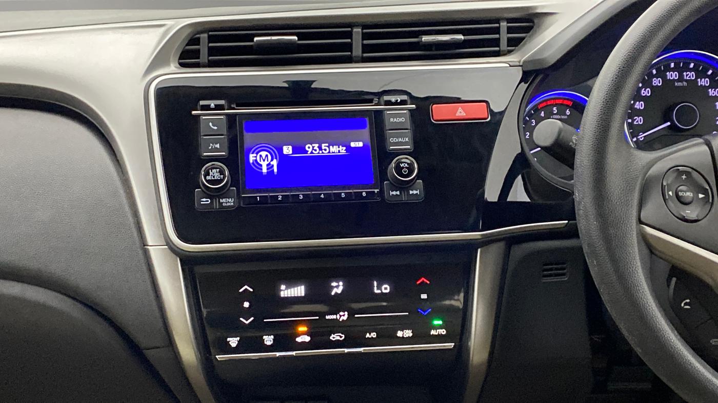 2015 Honda City V MT DIESEL, Diesel, Manual, 42,438 km, Air Conditioner