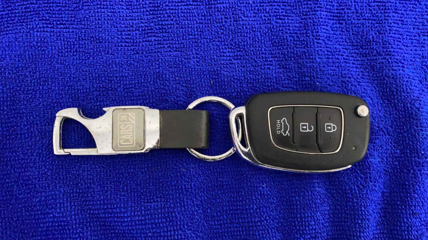 2019 Hyundai GRAND I10 NIOS SPORTZ AMT 1.2 KAPPA VTVT, Petrol, Automatic, 32,127 km, Key Close Up