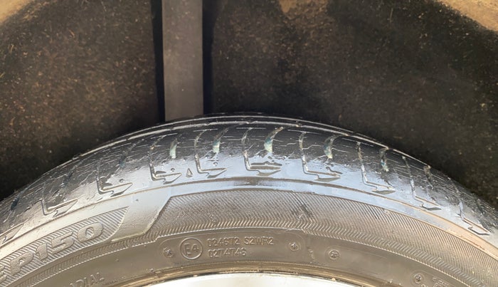 2019 Ford Ecosport TITANIUM 1.5L PETROL, Petrol, Manual, 15,963 km, Right Rear Tyre Tread