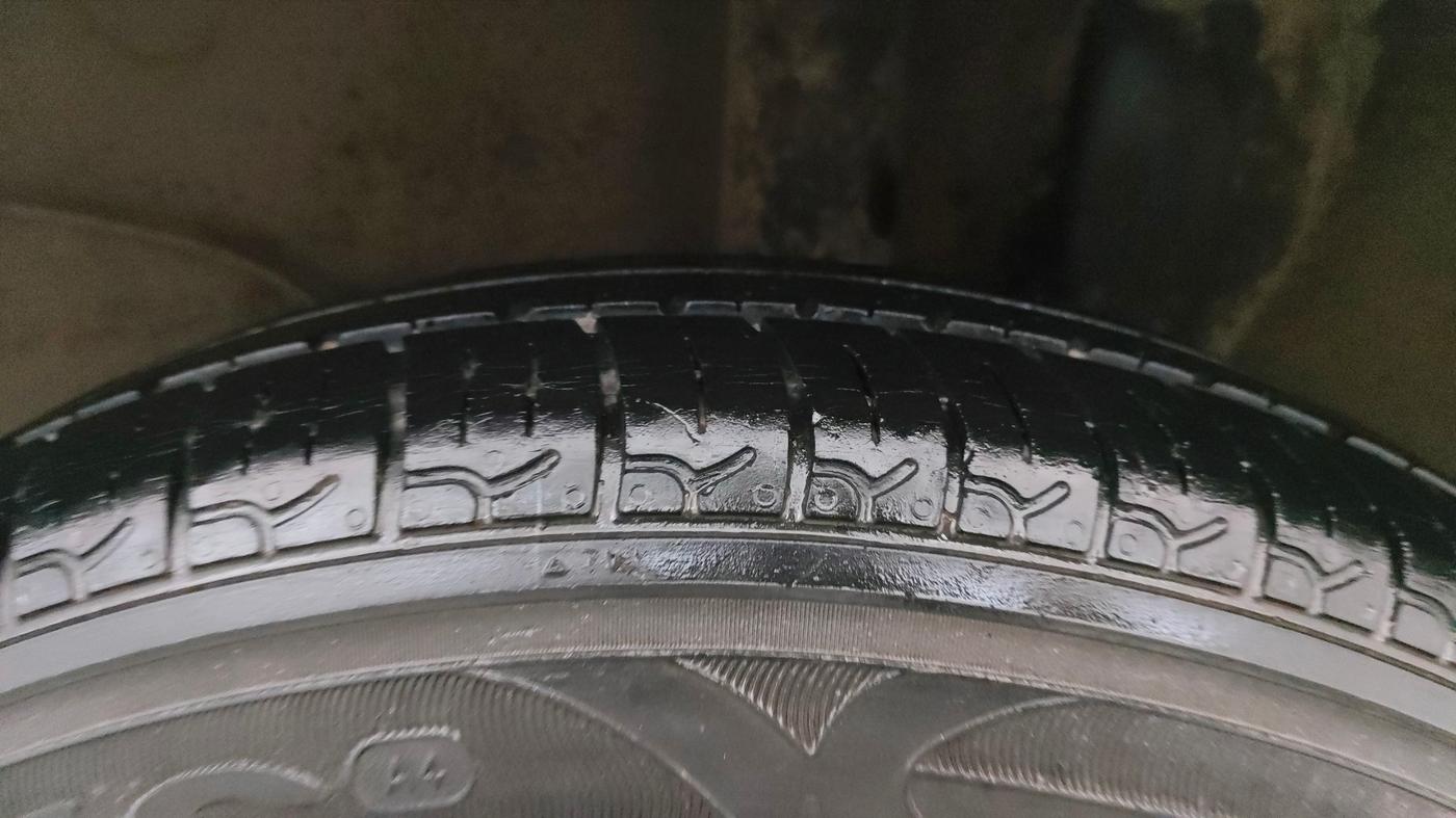2021 Hyundai NEW SANTRO SPORTZ EXECUTIVE MT CNG, CNG, Manual, 35,855 km, Left Rear Tyre Tread