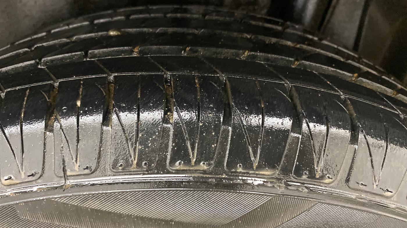 2021 Maruti Vitara Brezza ZXI AT SHVS, Petrol, Automatic, 44,281 km, Left Rear Tyre Tread