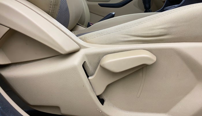 2017 Ford Figo Aspire TITANIUM 1.2 PETROL, Petrol, Manual, 90,733 km, Driver Side Adjustment Panel