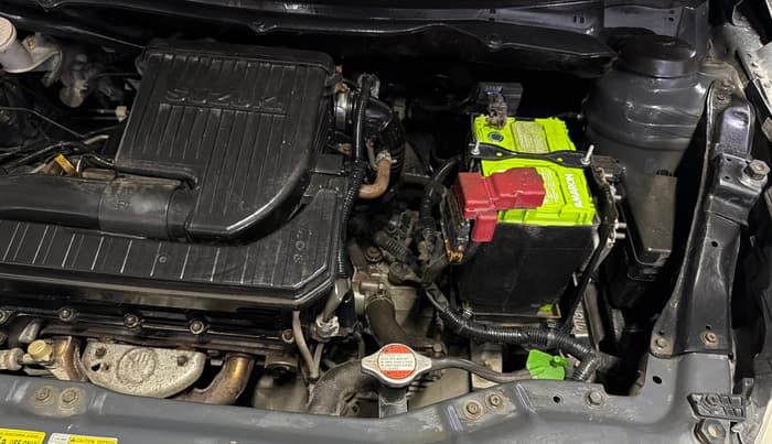 2015 Maruti Swift VXI, Petrol, Manual, 65,576 km, Engine View - Left