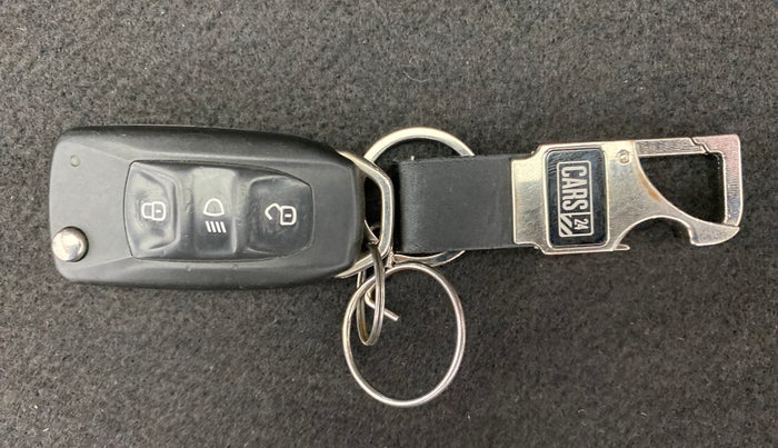 2015 Tata Bolt XMS REVOTRON, Petrol, Manual, 50,137 km, Key Close Up