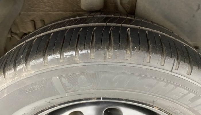 2015 Tata Bolt XMS REVOTRON, Petrol, Manual, 50,137 km, Right Rear Tyre Tread