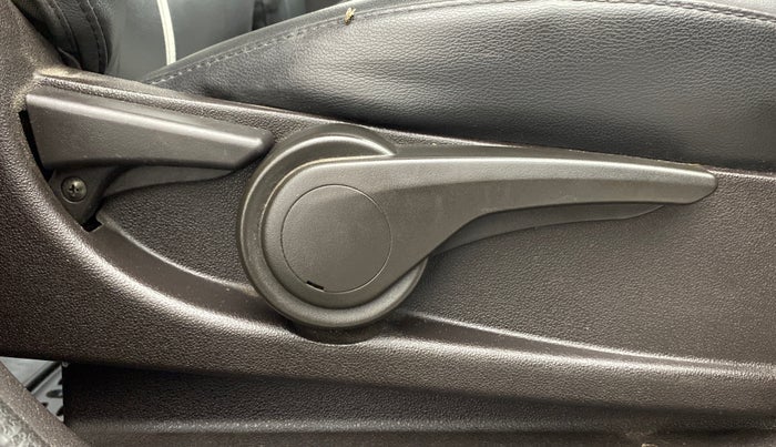 2015 Tata Bolt XMS REVOTRON, Petrol, Manual, 50,137 km, Driver Side Adjustment Panel