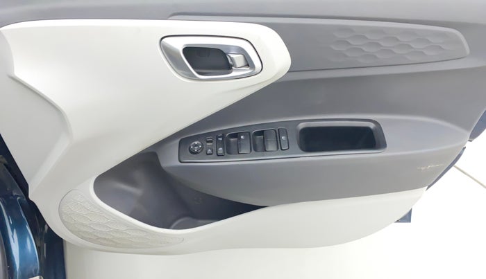 2020 Hyundai GRAND I10 NIOS SPORTZ 1.2 KAPPA VTVT, Petrol, Manual, 1,10,142 km, Driver Side Door Panels Control