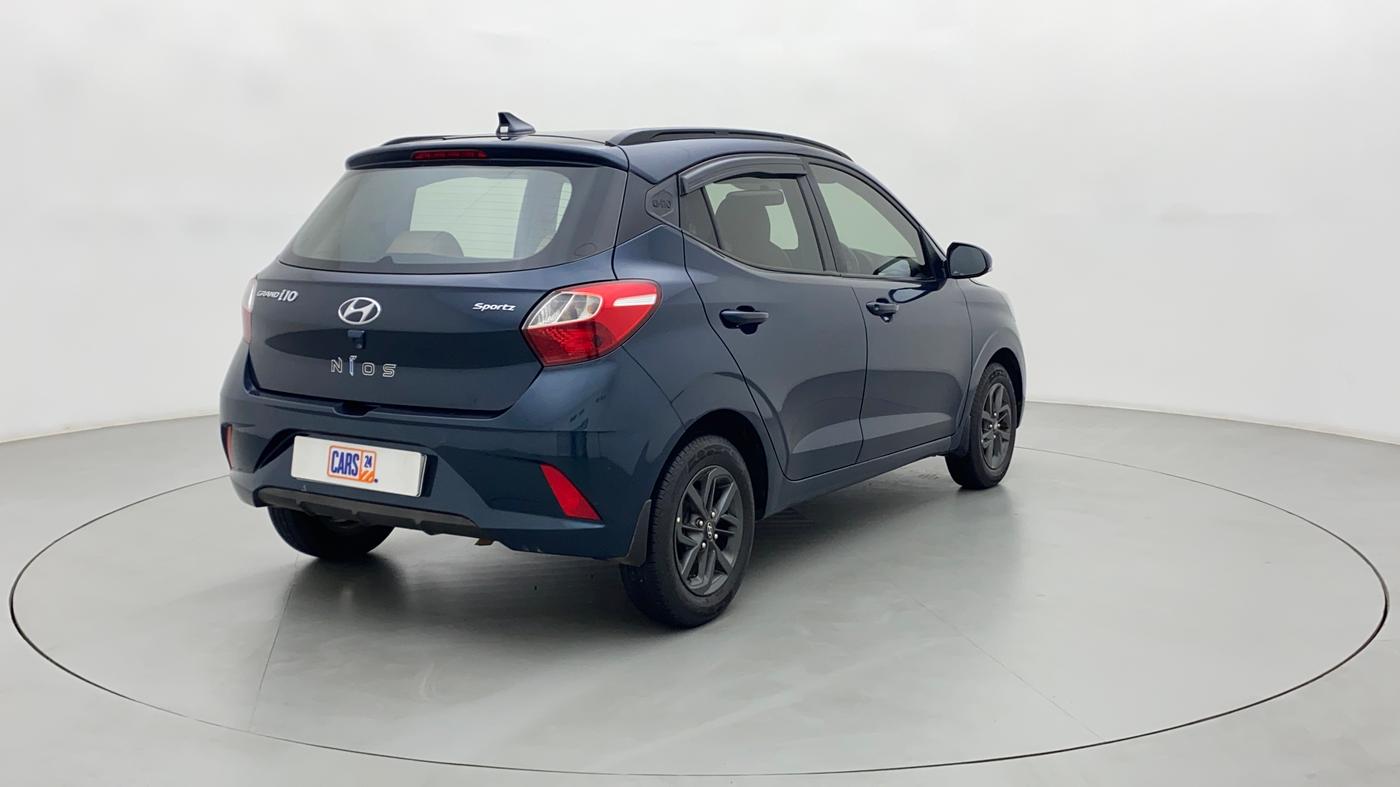 2020 Hyundai GRAND I10 NIOS SPORTZ 1.2 KAPPA VTVT, Petrol, Manual, 1,10,142 km, Right Back Diagonal