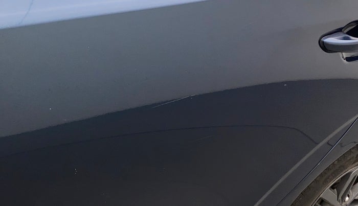 2020 Hyundai GRAND I10 NIOS SPORTZ 1.2 KAPPA VTVT, Petrol, Manual, 1,10,142 km, Rear left door - Minor scratches